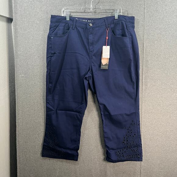 Laurie Felt Petite Daisy Floral Embroidered Ankle Jeans Navy, Plus Petite 22 - Picture 1 of 12